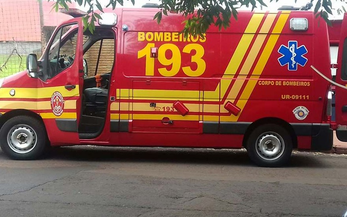 Acidente nos Campos Elíseos deixa motoqueiro ferido