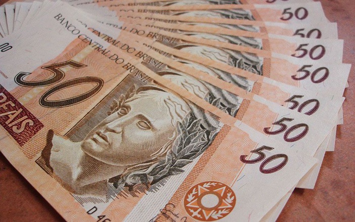 Papelaria tem R$ 15 mil roubados em Ribeirão Preto