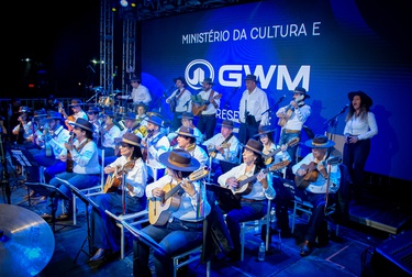 Gabriel Sater faz show gratuito em Ribeirão Preto