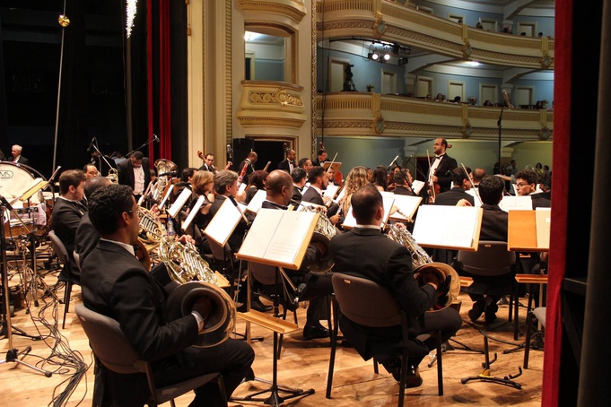 Orquestra Sinfônica de Ribeirão Preto abre temporada de espetáculos do Theatro Pedro II