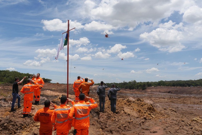 Número de mortos em Brumadinho sobe para 121