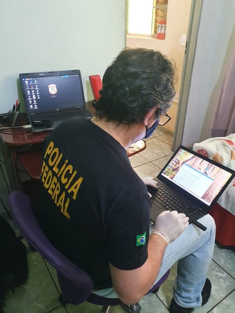 Polícia Federal prende homem em flagrante com pornografia infantil em Ribeirão Preto