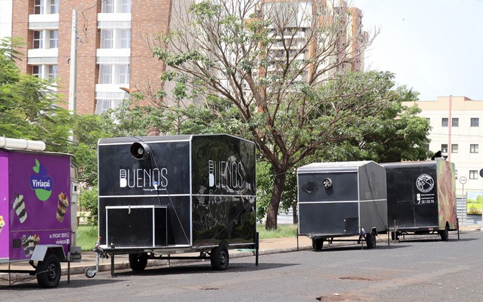 Prefeitura assina Decreto que regulamenta trailers, “food trucks” e similares