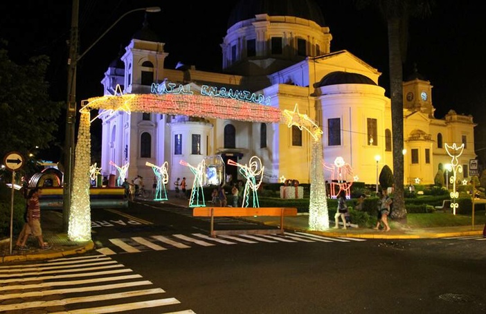 Terceiro Natal Encantado de Batatais