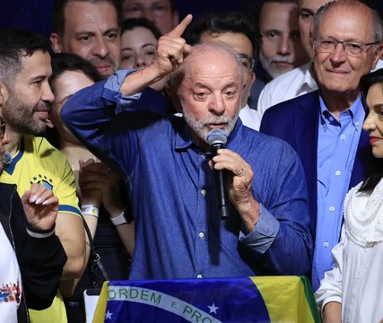 “Vamos mudar o jeito de governar este país”, diz Lula