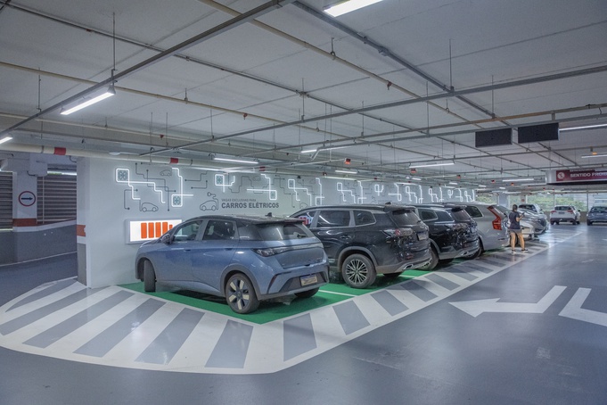 Shoppings de Ribeirão Preto acompanham "boom" dos carros elétricos e ampliam infraestrutura com novas vagas de recarga gratuita