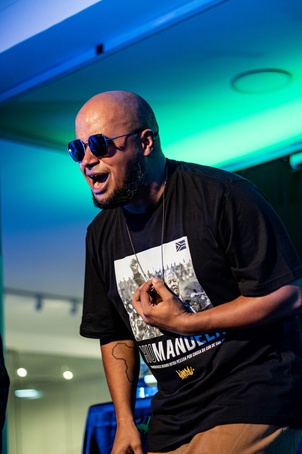 Vinicius Preto apresenta show "Flores, Votos e Bala" na 3º Mostra de Compositores