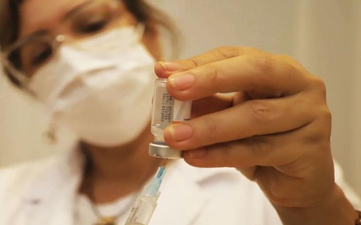 Agendamento da segunda dose da CoronaVac para idosos de 69 a 71 anos começou neste sábado, 17, em RP