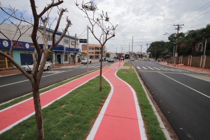 Obras são concluídas e corredor de ônibus da Avenida do Café é entregue em Ribeirão