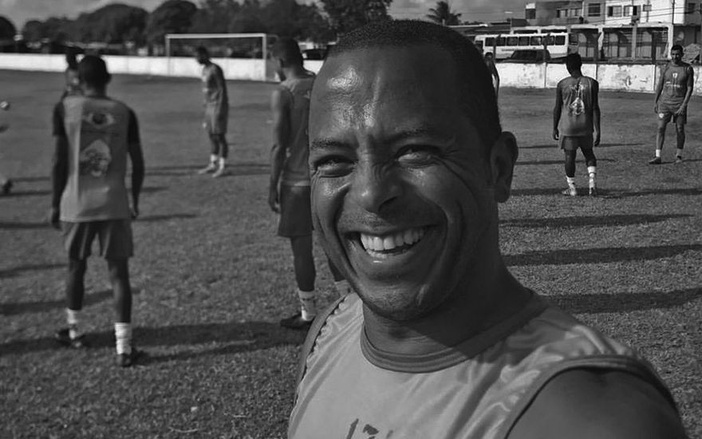 Morre o ex-jogador do Botafogo André Neles, aos 42 anos