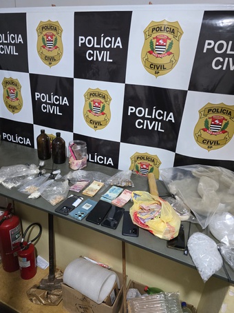 Operação policial apreende drogas e prende suspeitos em Serra Azul, região de Ribeirão Preto