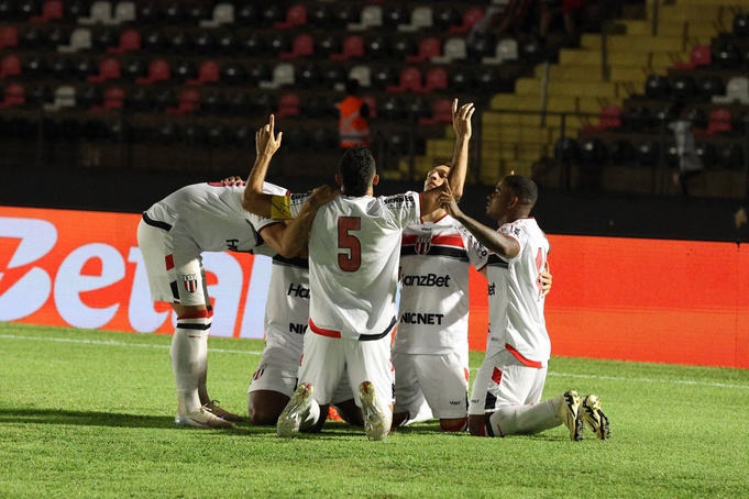 Botafogo enfrenta o Vila Nova pela Série B do Brasileiro