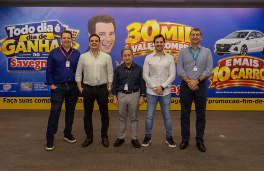 Campanha de final de ano do Savegnago Supermercados distribui 30 mil vales-compras e sorteia 10 carros