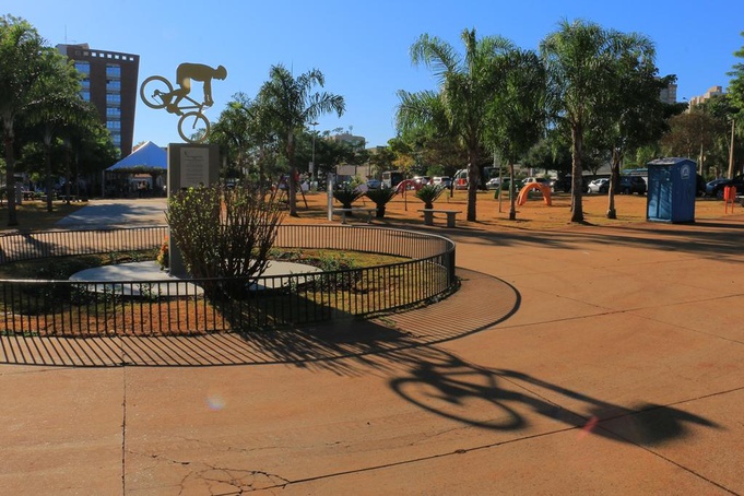 Carnaval Solidário na Praça da Bicicleta promete folia, nostalgia e solidariedade