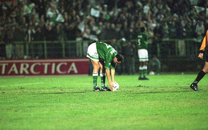 Comercial recebe visita de ídolo do Palmeiras