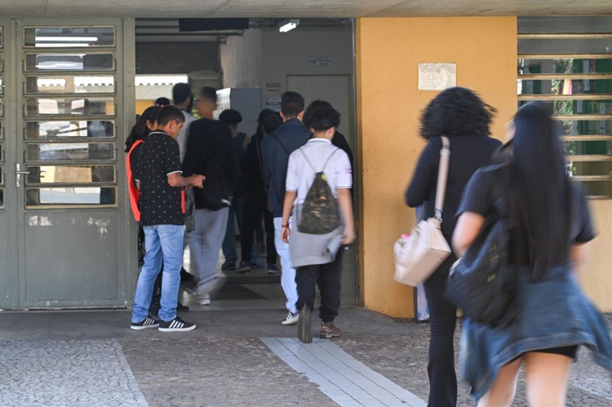 Alunos do Ensino Médio têm até sexta, 13, para definir itinerário formativo para 2025