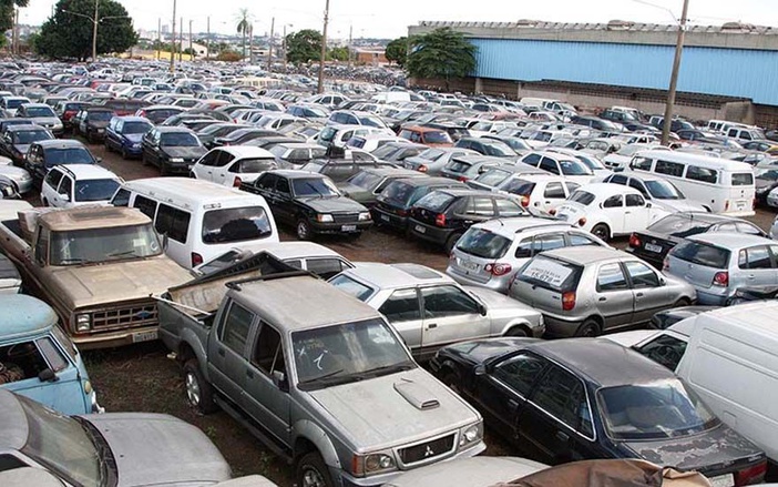 Detran leiloa 609 veículos na região