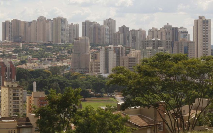 Conheça a beleza natural de pontos isolados em Ribeirão