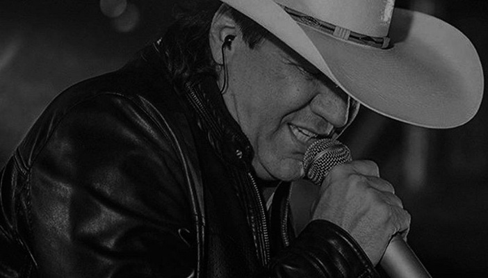 Cantor sertanejo Juliano Cezar morre após parada cardiorrespiratória durante show