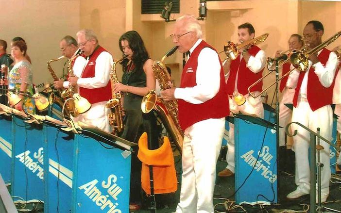 Em Jaboticabal, Big Band sobrevive à era de ouro dos bailes