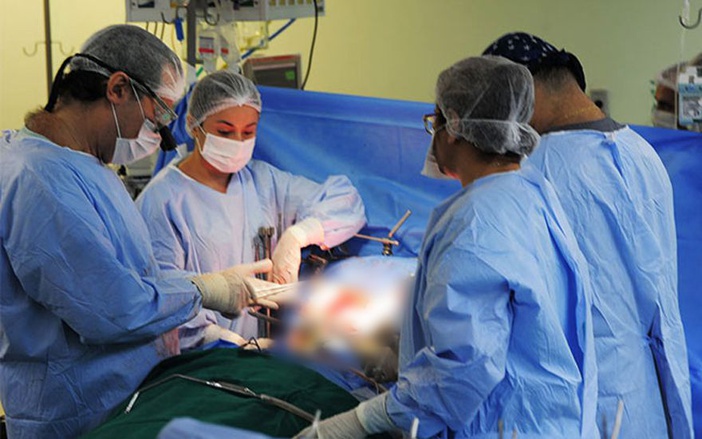 HC de Ribeirão comemora sucesso em transplante de fígado durante a pandemia
