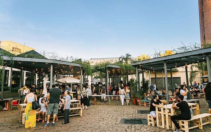 Feira da Fábrica reúne expositores com foco em gastronomia natural e produtos sustentáveis