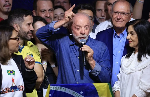 “Vamos mudar o jeito de governar este país”, diz Lula