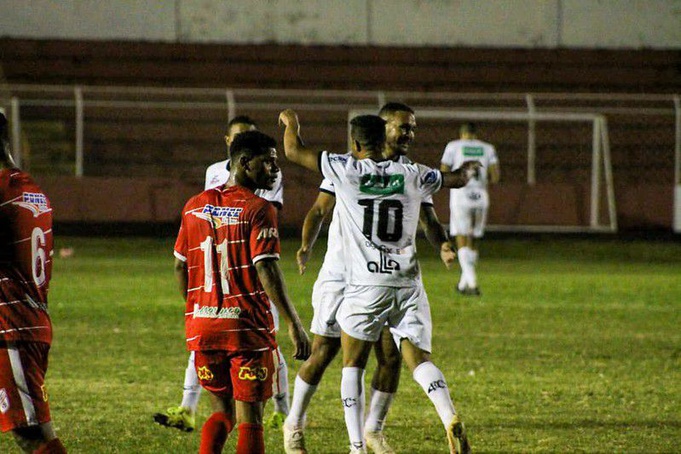 Comercial recebe o Nacional no estádio Palma Travassos, nesta terça, 4