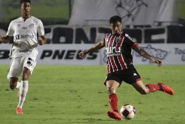 Botafogo empata com Santos na Vila Belmiro
