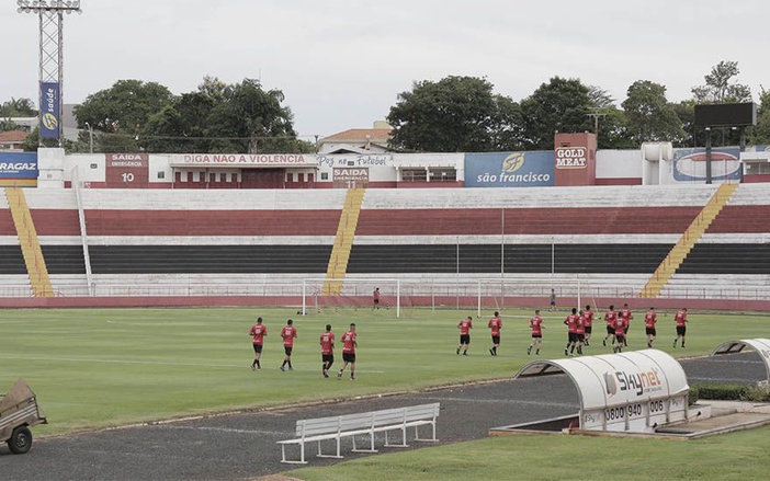 Botafogo inicia venda de ingressos para jogo em casa