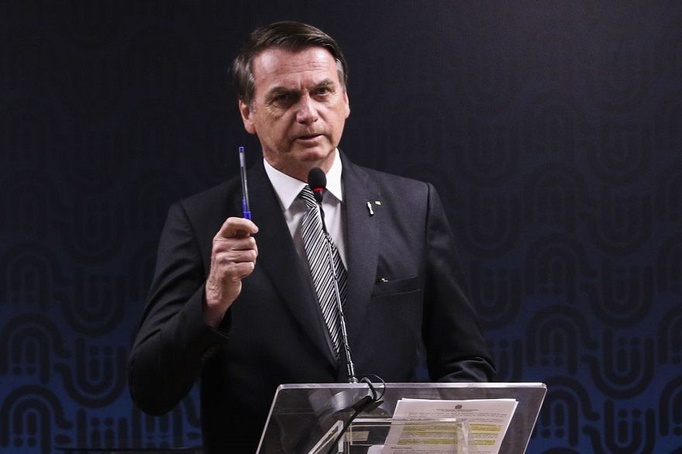 Celulares de Bolsonaro também foram alvo de hackers, diz Ministério da Justiça