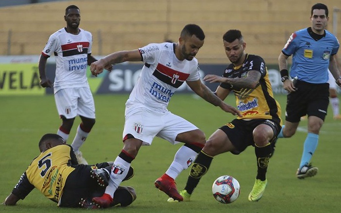 Com gol nos acréscimos, Botafogo perde para Novorizontino