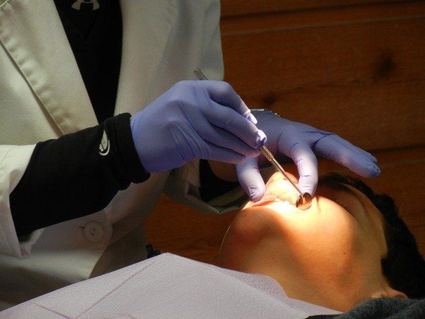 USP Ribeirão precisa de voluntários para tratamento de sensibilidade dentária