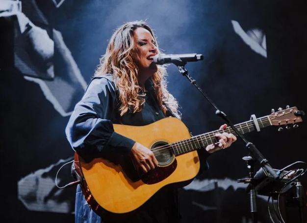 Ana Carolina se apresenta neste próximo sábado, 19, em Ribeirão Preto