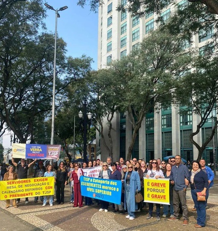 Greve dos servidores do Judiciário paulista entra na segunda semana e mobiliza diversas frentes