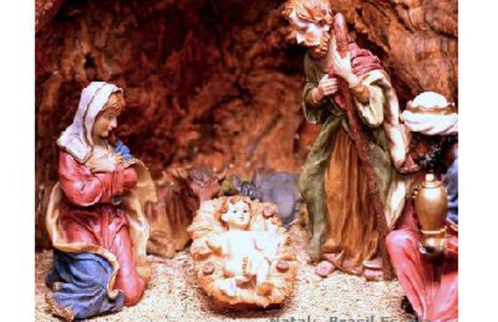 Desejo a todas(os) Leitoras(es) um Natal Repleto de Luz !!!