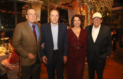 Zanini Renk celebra 50 anos