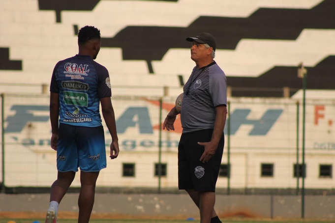 Comercial embarca para Bauru para enfrentar o Noroeste no retorno do Campeonato Paulista A3