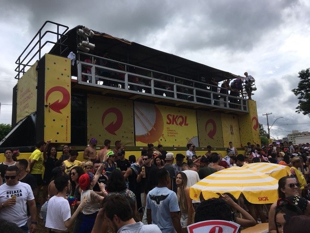 Sargento Pimenta inicia o Carnaval do Bloco Califórnia em Ribeirão Preto
