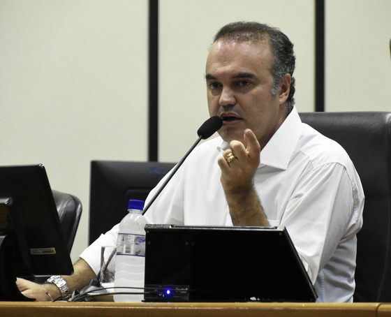 Rodrigo Simões não vai concorrer à reeleição da presidência da Câmara