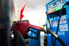 Tributos da gasolina são zerados e subsídios a combustíveis, ampliados