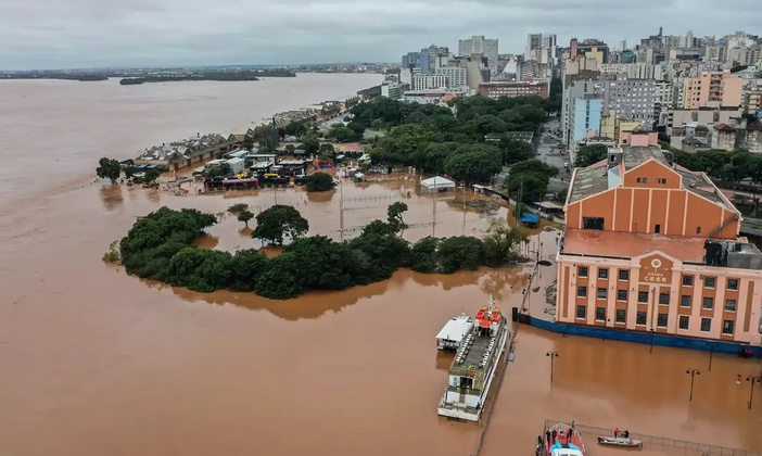 Parte da tragédia no Rio Grande do Sul foi causada por ação humana, aponta pesquisador
