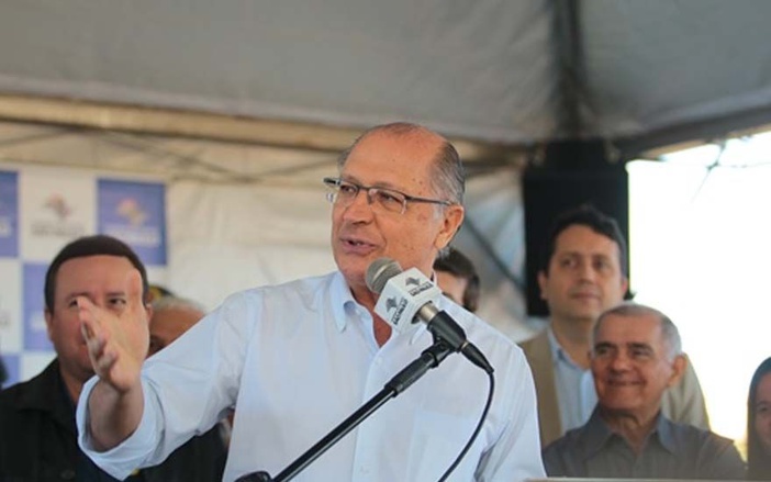 Governador anuncia investimentos em duplicação de rodovia da região