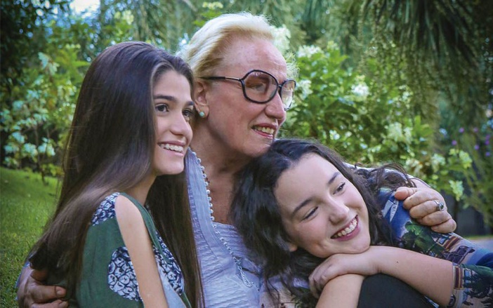 Revide promove lançamento da exposição “Mãe duas vezes”