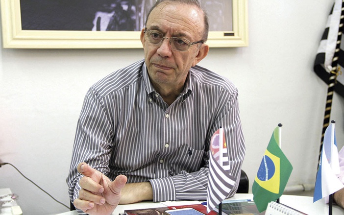 Secretário diz que governo fará esforço por reajuste