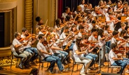 Projeto Tocando a Vida reúne 170 alunos no Theatro Pedro II