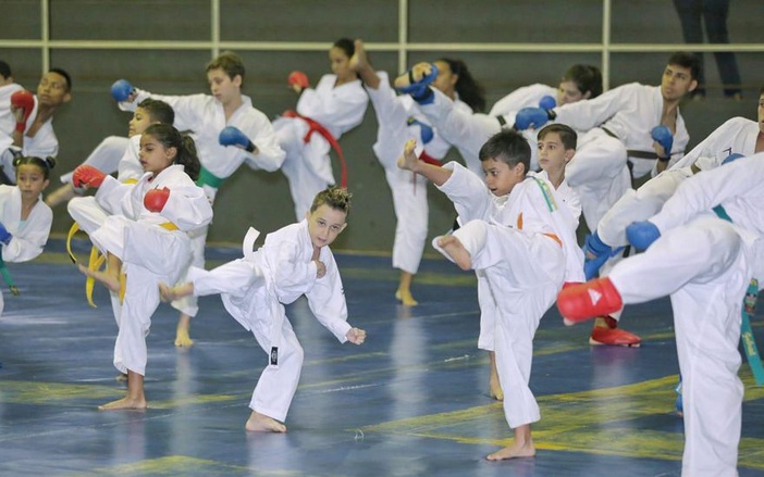 Cava do Bosque oferece programa de férias para crianças e adolescentes