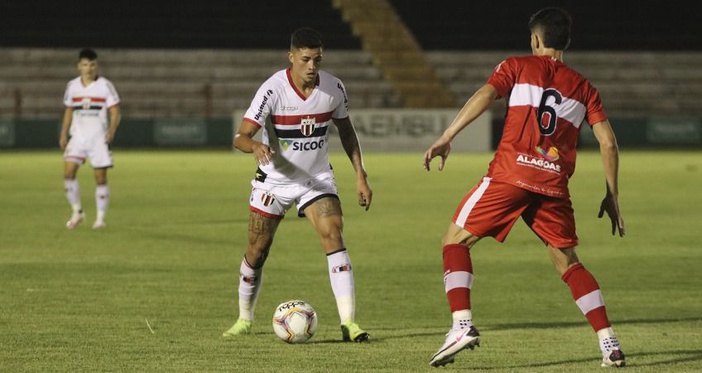 Botafogo e CRB se enfrentam neste domingo, 20