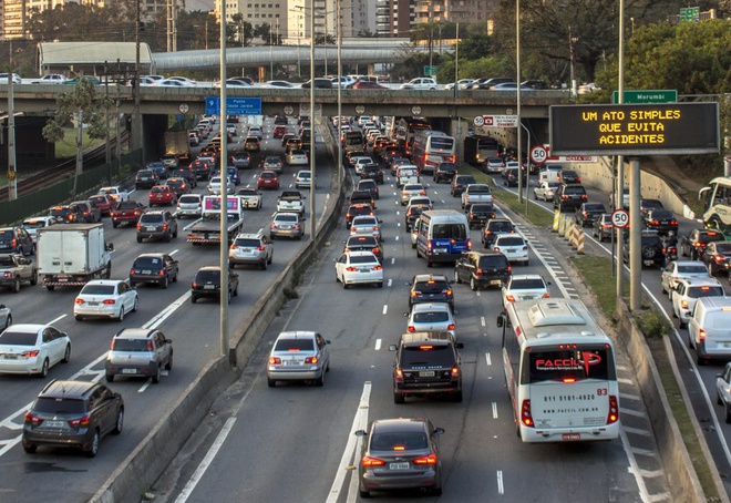 Licenciamento 2024 chega às placas de final 9 em novembro no estado de SP