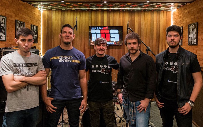Banda RockZine se apresenta no Bar do Val neste sábado, 26
